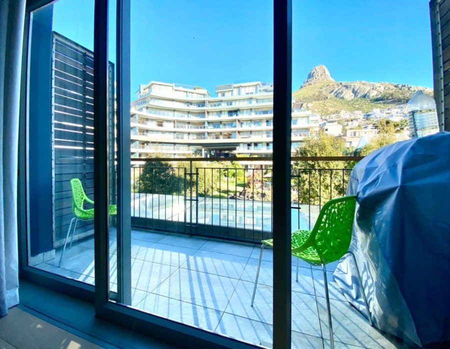 To Let 1 Bedroom Property for Rent in Sea Point Western Cape